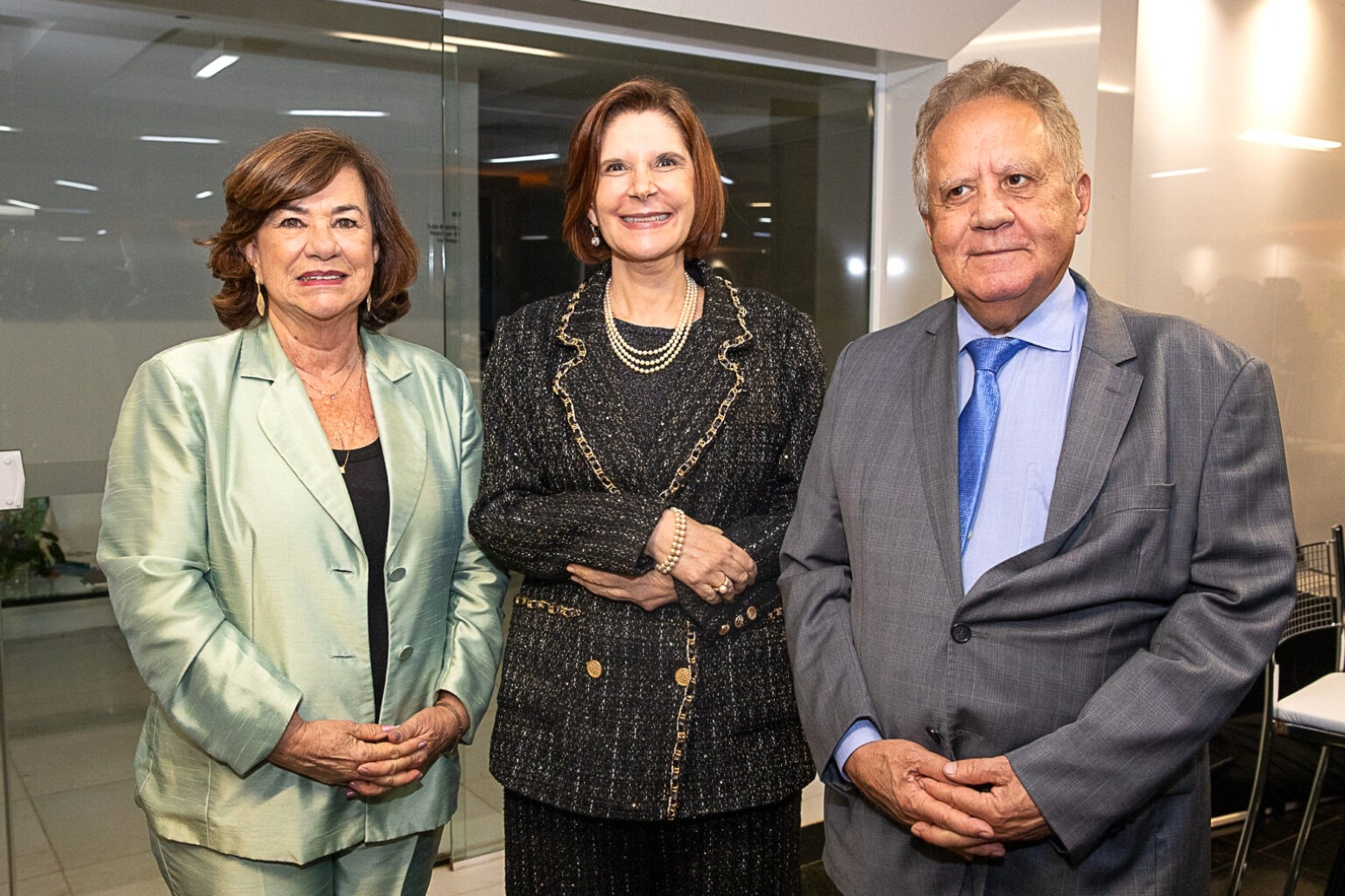 Ministra Elizabeth Rocha, presidente do STM entre a Desa Gilda ...